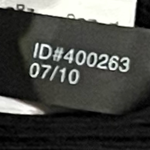 Express Men’s V Neck Argyle Cotton Sweater Long Sleeve Black Gray Pullover M - Picture 7 of 7